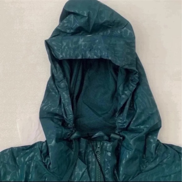 (NWT) Zyia Women’s Jade Bomber Windbreaker Jacket, Small - Picture 12 of 12